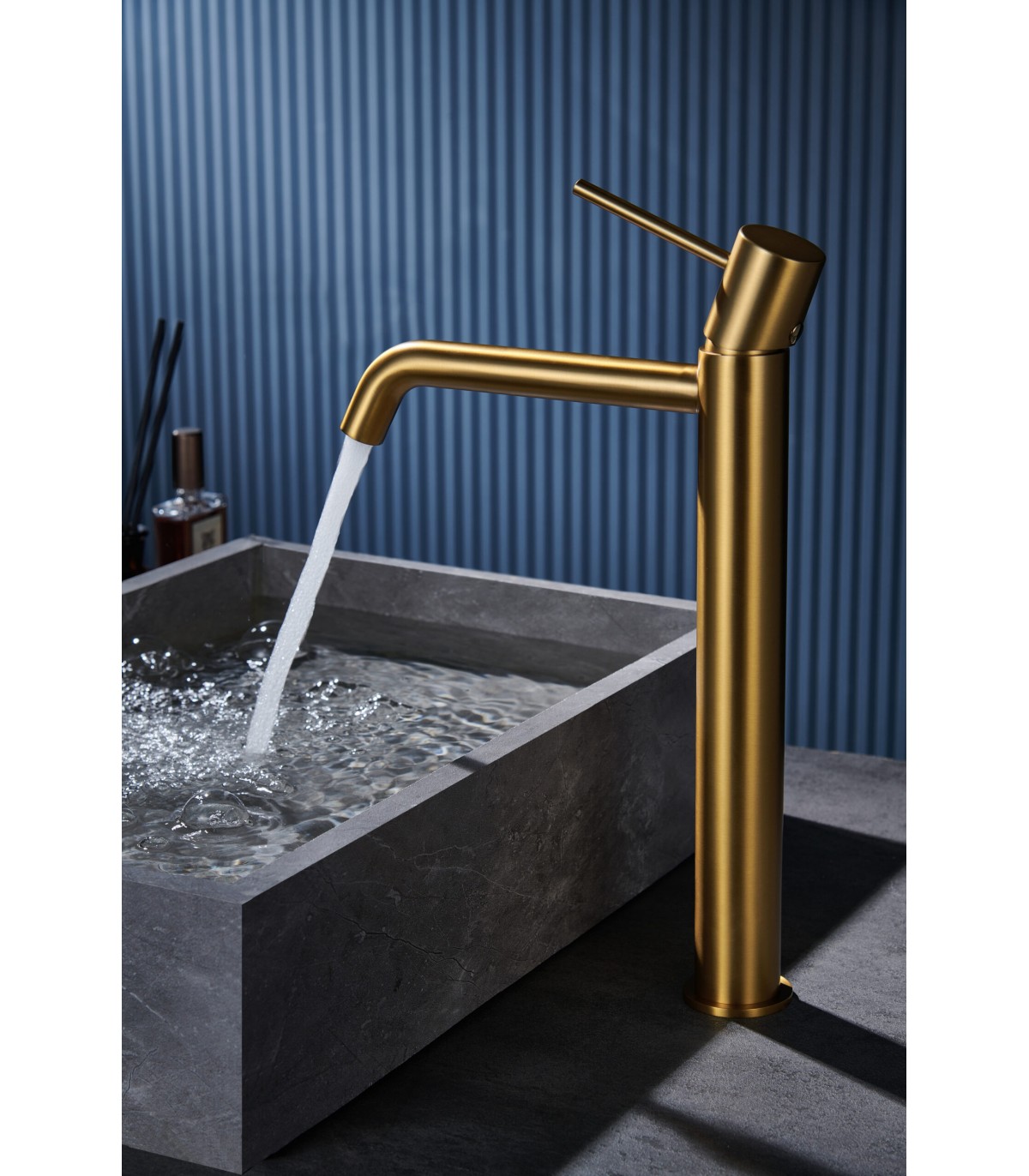 Grifo lavabo alto oro cepillado - LIKE de Aquassent